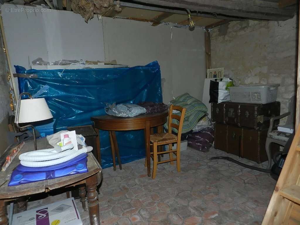 Centre ville, maison entierement restauree avec garage, jardin et jacuzzi. - photo 34