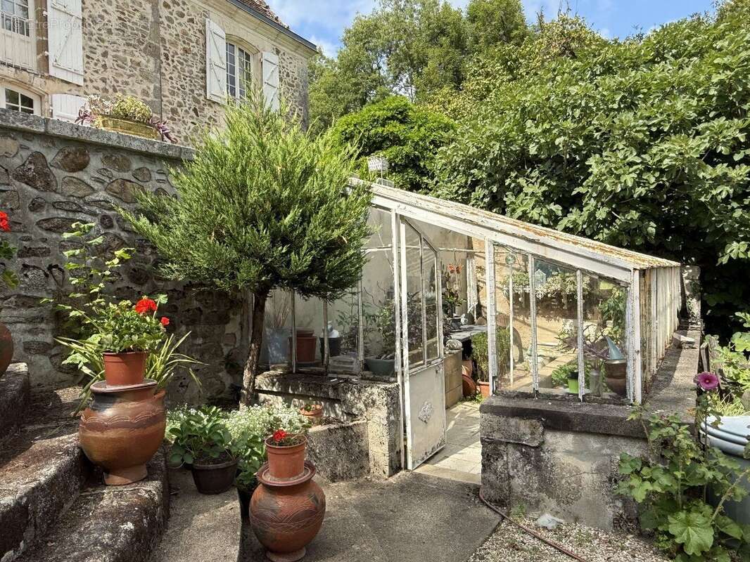 Maison à NONTRON