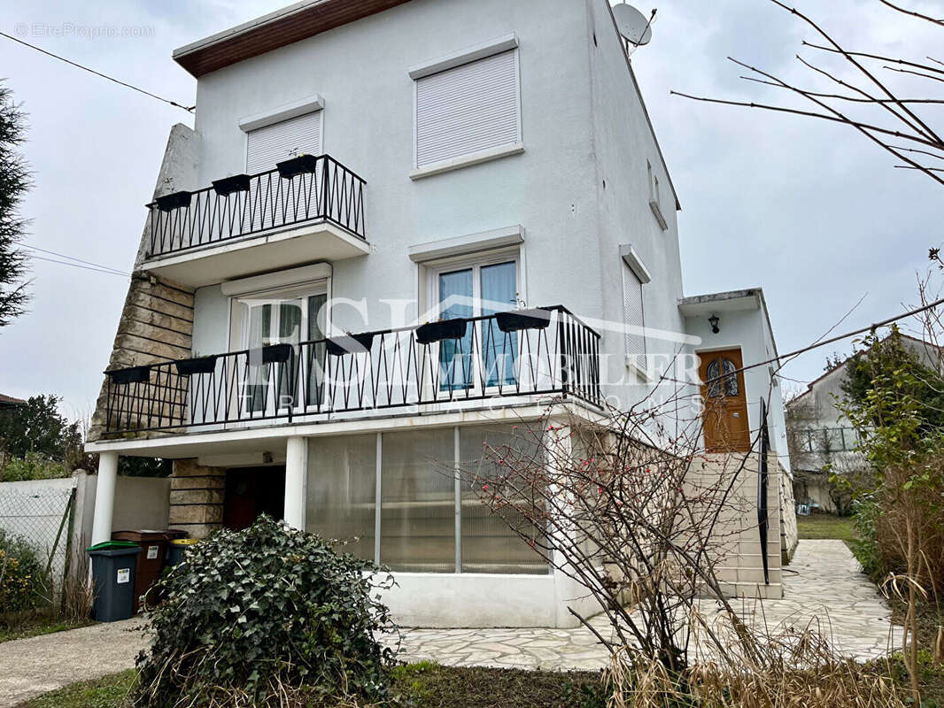 Maison à TAVERNY