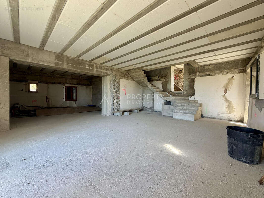 Maison à CASENEUVE