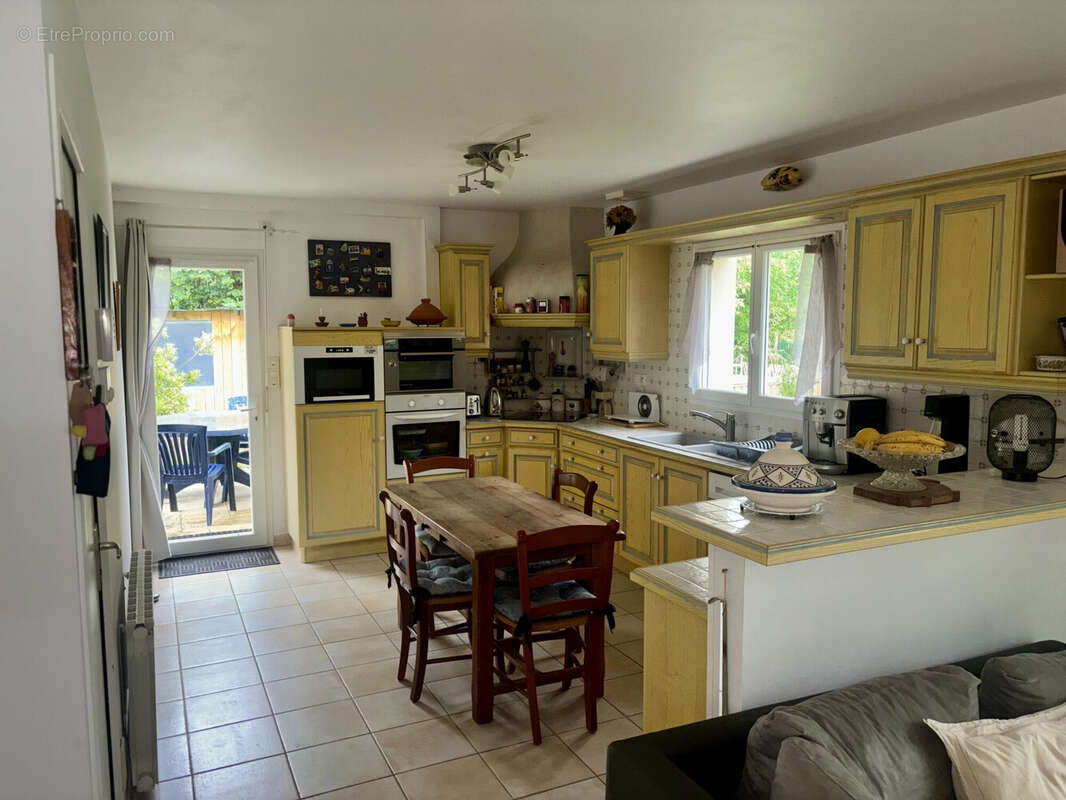 Maison 110 m² à Quilly  - photo 6