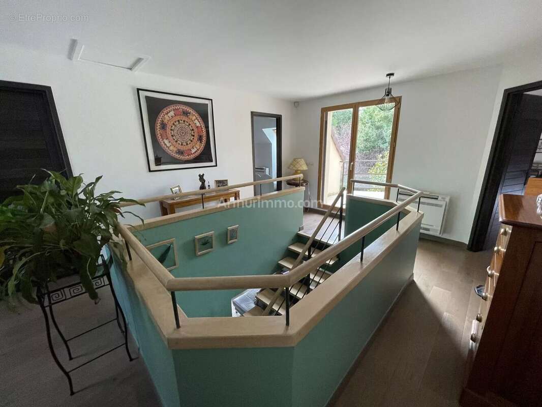 Maison à SOISY-SUR-SEINE