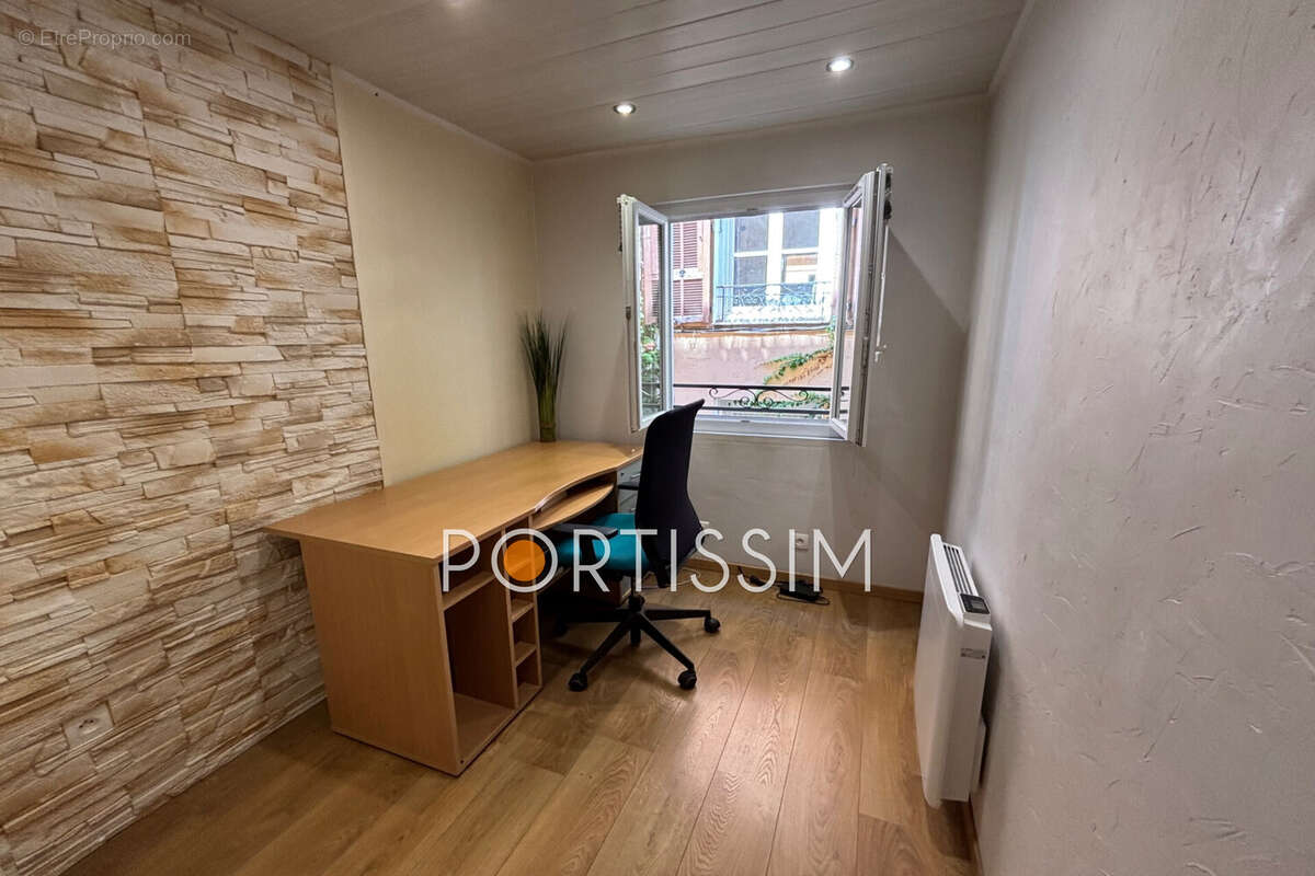 Maison 76 m² à Saint-Laurent-Du-Var  - photo 6