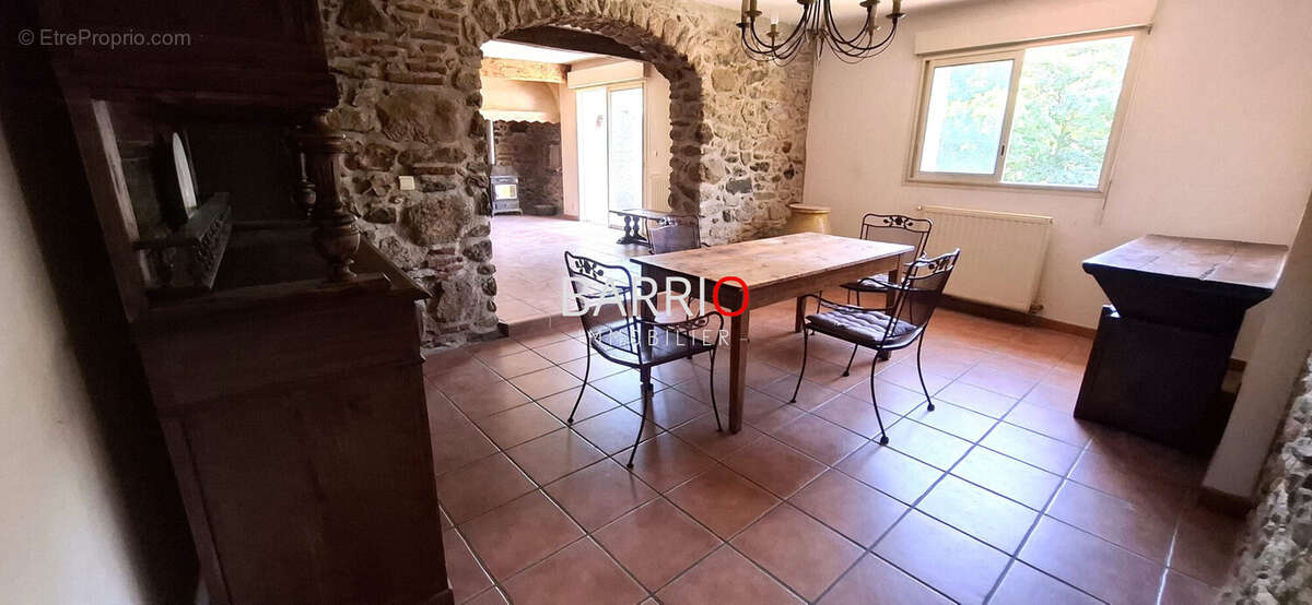 Maison 177 m² à Villelongue-Dels-Monts  - photo 6