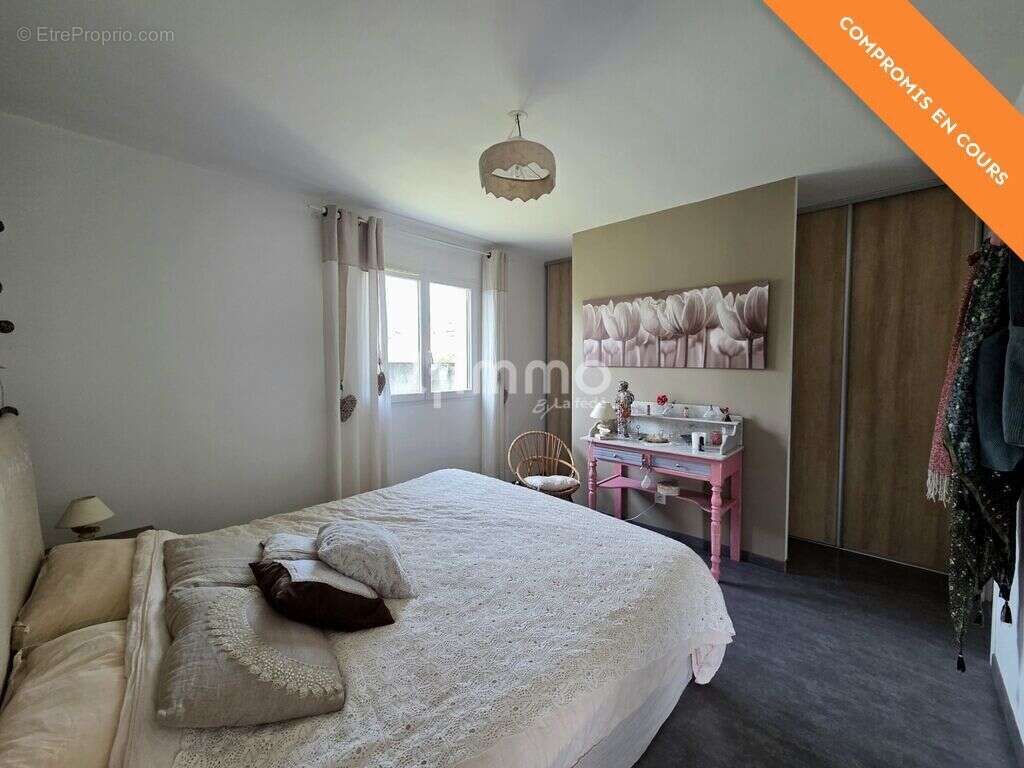 Maison à AMBARES-ET-LAGRAVE