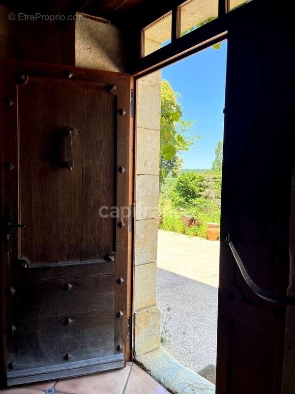 Jolie maison de campagne (320 m2, 9 pièces, 5 chambres) à vendre, sur terrain de 8500 m2, à dix minutes d'Auch (32) - photo 8