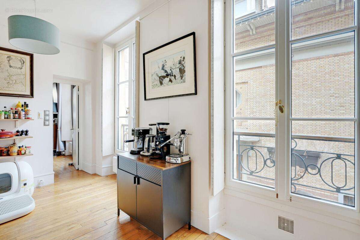 Appartement à PARIS-2E