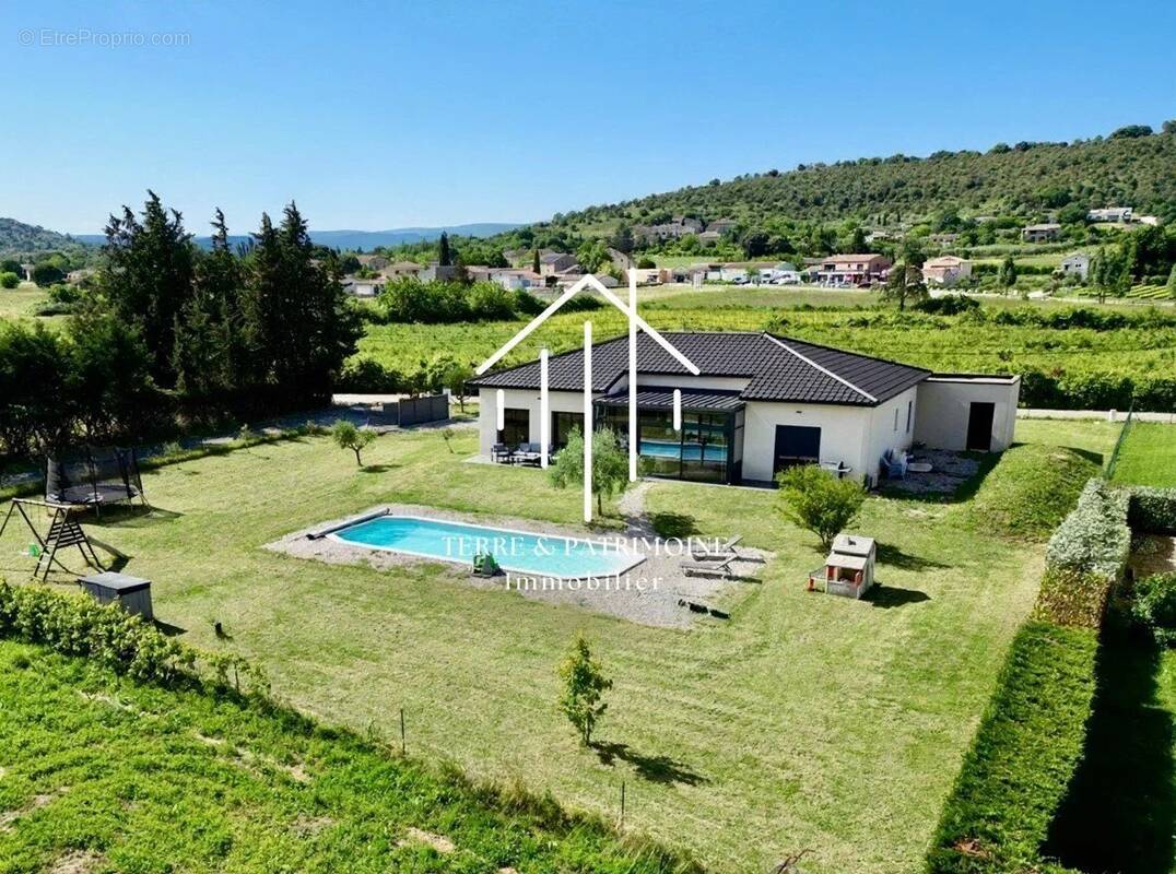 Maison à VALLON-PONT-D&#039;ARC