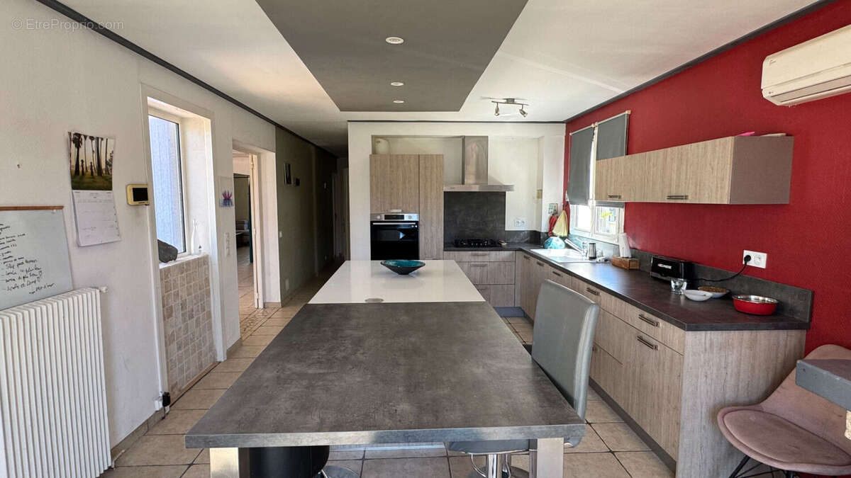 Maison avec piscine -5 pièces - quartier des fleurs - 159 m² - photo 3