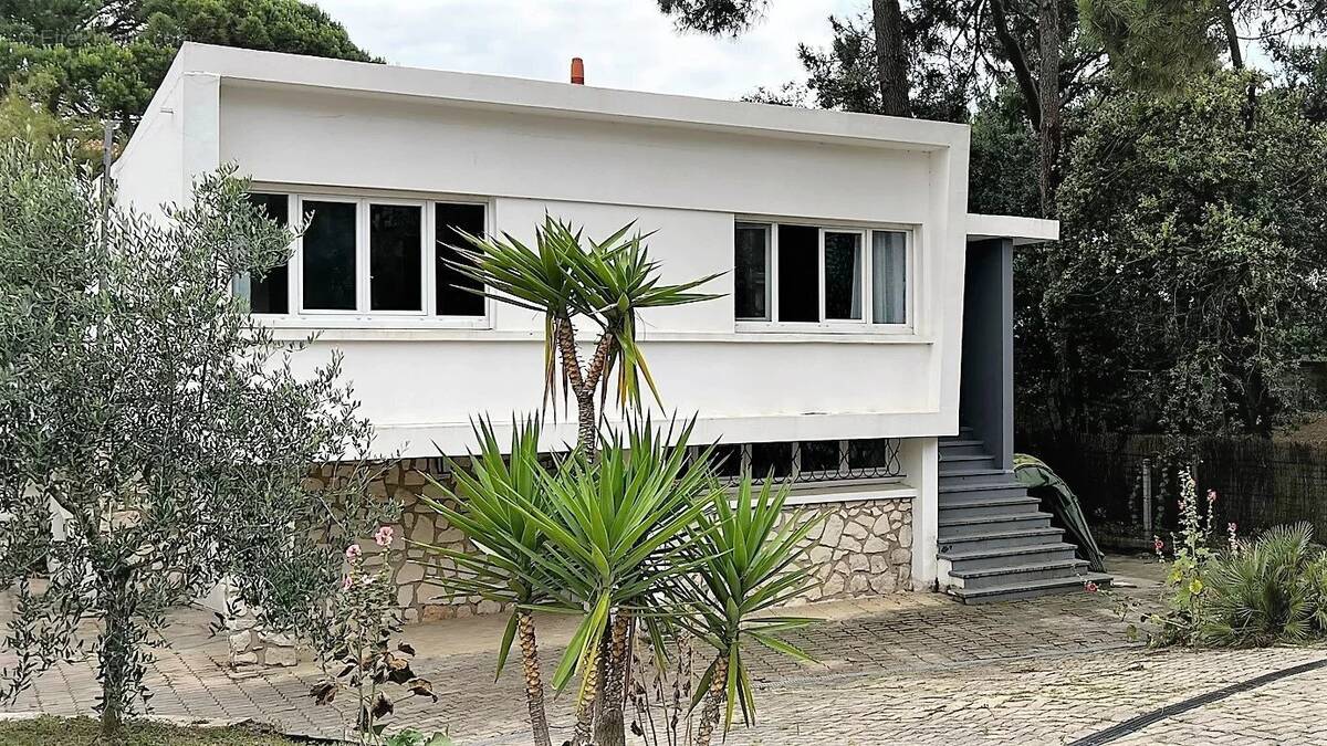 Maison à SAINT-GEORGES-DE-DIDONNE