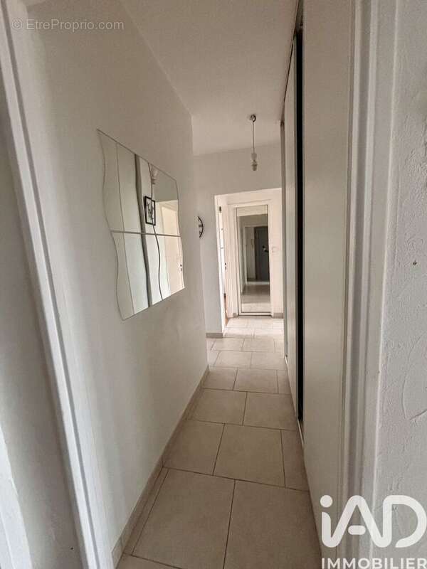 Appartement 64 m² à Saint-Fargeau-Ponthierry  - photo 3
