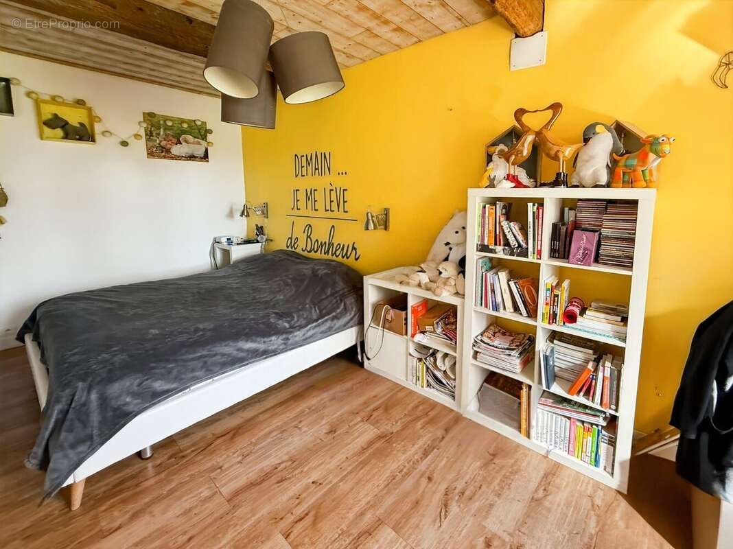 Maison à SAINT-CLAR-DE-RIVIERE