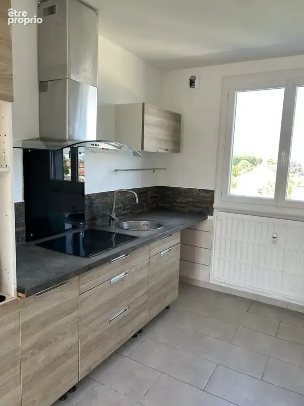 Photo Appartement à Saint-Priest au prix de 165 000€