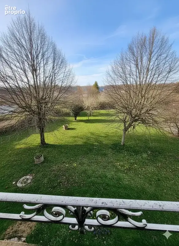 Coup de cœur assuré pour cette maison de caractère construite en 1925, à seulement 20 minutes d’Auxerre ! - photo 3