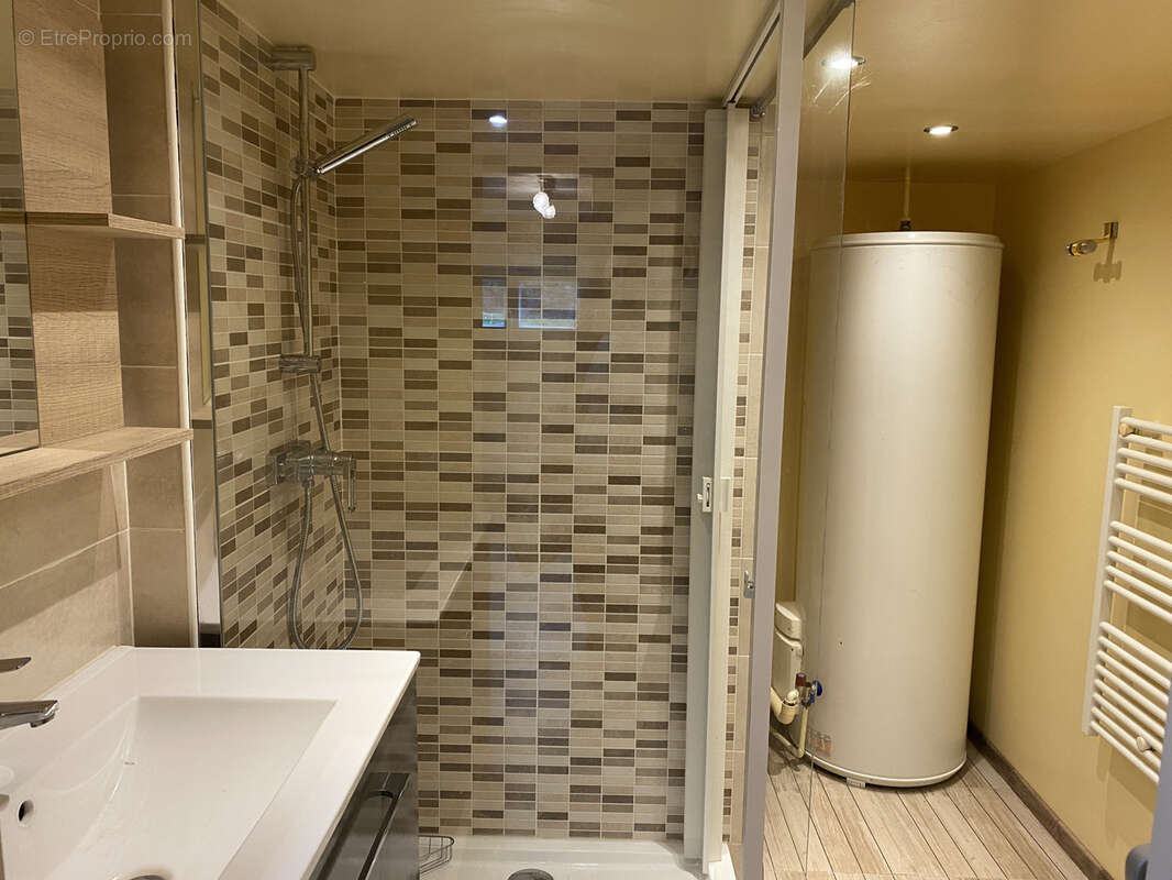 Maison à LE VAL-DAVID