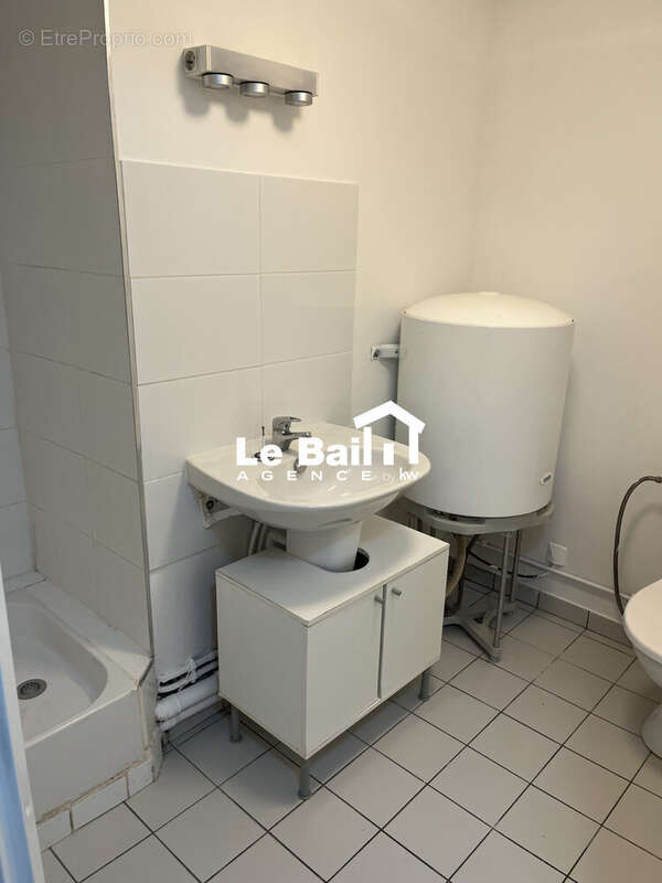 Appartement 17 m² à Osny  - photo 5