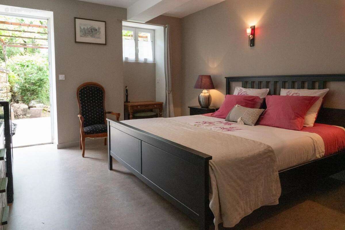 Maison à MONFLANQUIN