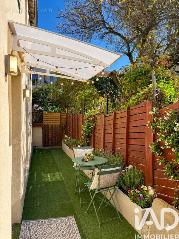 Photo 1 - Appartement à SURESNES