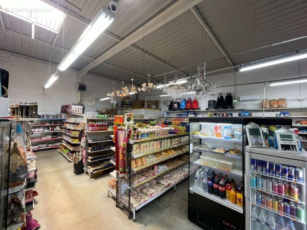 Commerce à FLEURY-MEROGIS