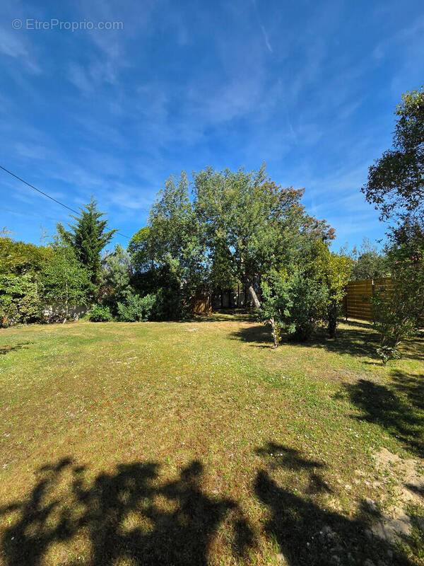 Terrain à MERIGNAC