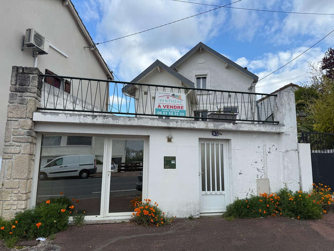 Maison à SAINTES