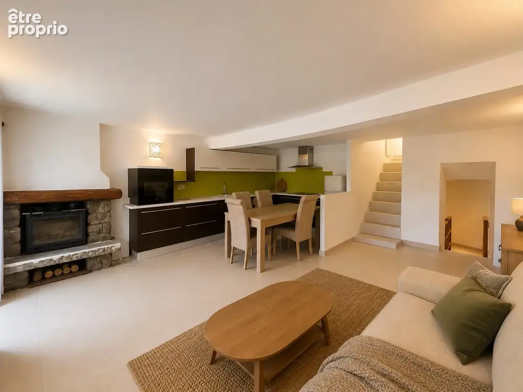 Triplex lumineux avec cheminée à Peille - photo 1