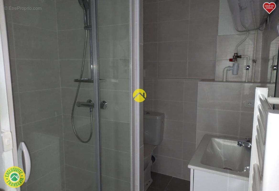 Appartement à RIOM-ES-MONTAGNES