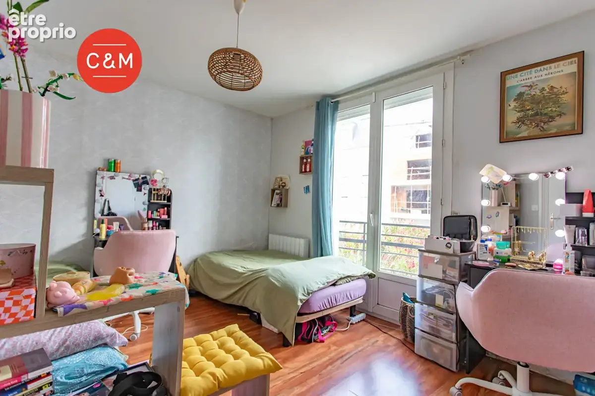 REZE BALINIERE - Maison divisée en trois logements - photo 8