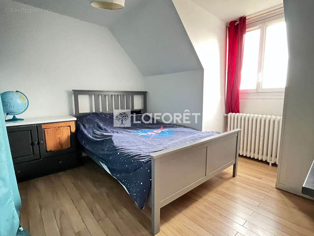 Maison à BALAGNY-SUR-THERAIN