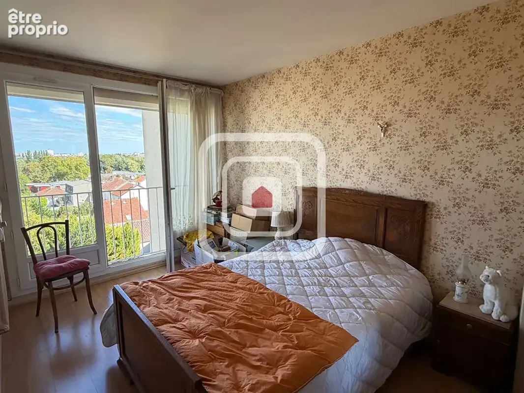 Appartement reims / tinqueux ascenseur balcon stationnement cave - photo 8