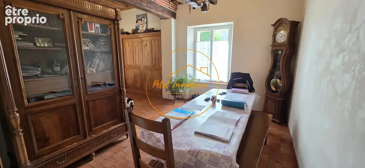 Charmante maison familiale avec dépendances et potentiel - photo 3
