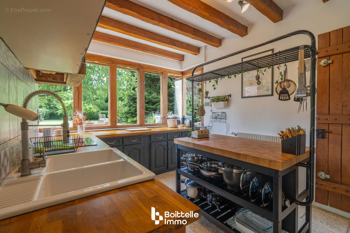 Maison à NOISY-SUR-ECOLE