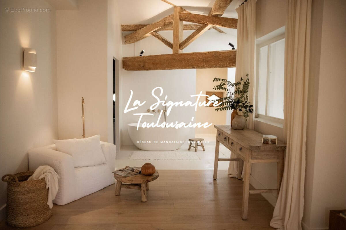 Maison 280 m² à Pin-Balma  - photo 3