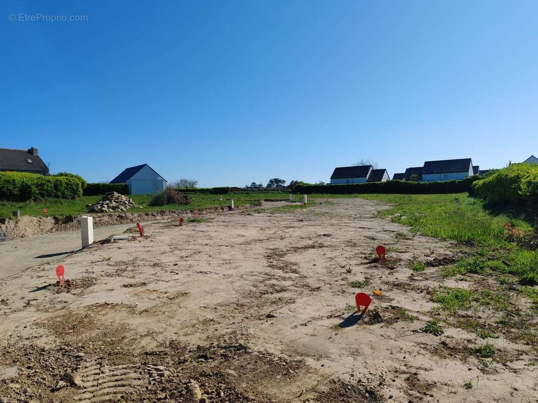 Terrain à ROSCOFF