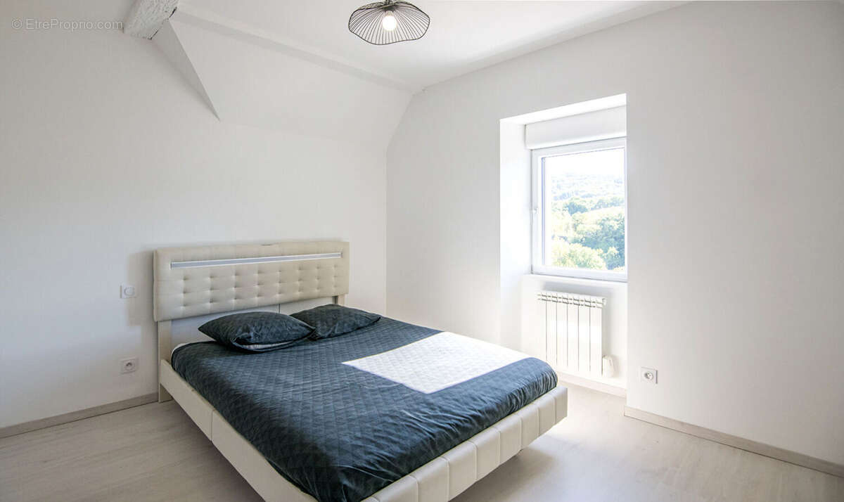 Maison à BERTHOLENE