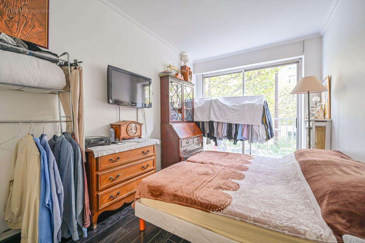 Appartement à CHARENTON-LE-PONT