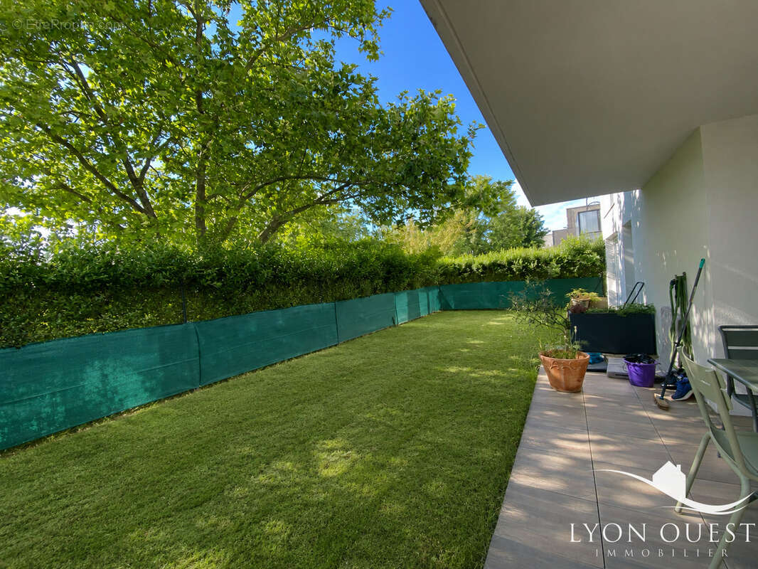 Appartement à CHARBONNIERES-LES-BAINS