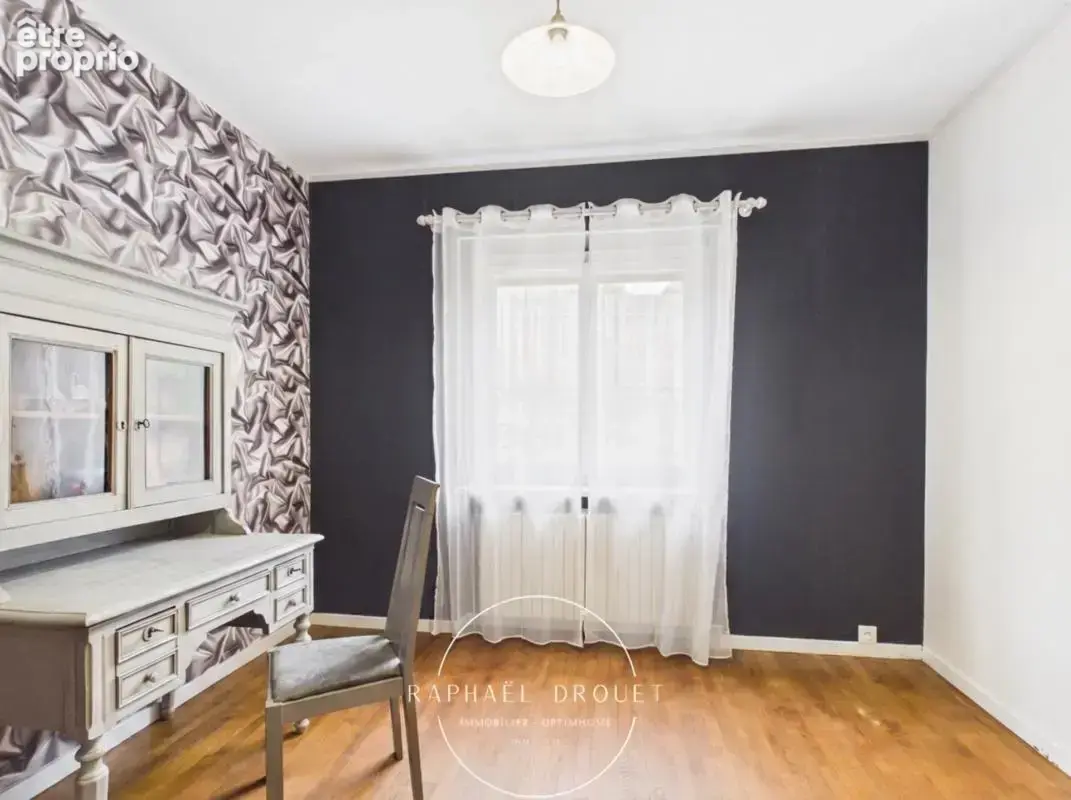 SAINT-CLAIR-DU-RHÔNE – Grande maison familiale de caractère avec 165 m² habitables - photo 10