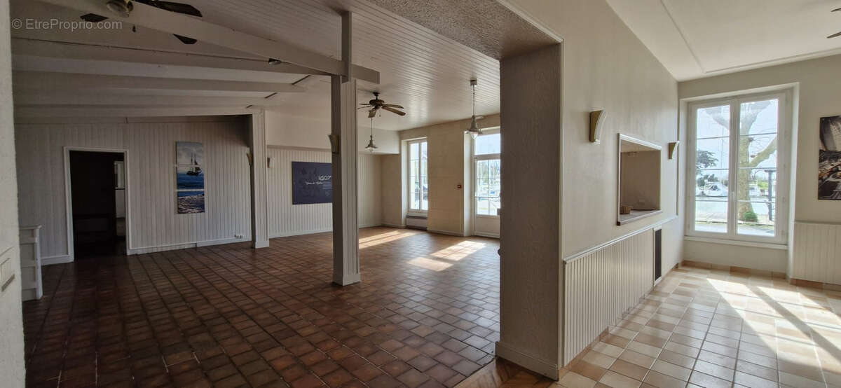 Maison à MORTAGNE-SUR-GIRONDE