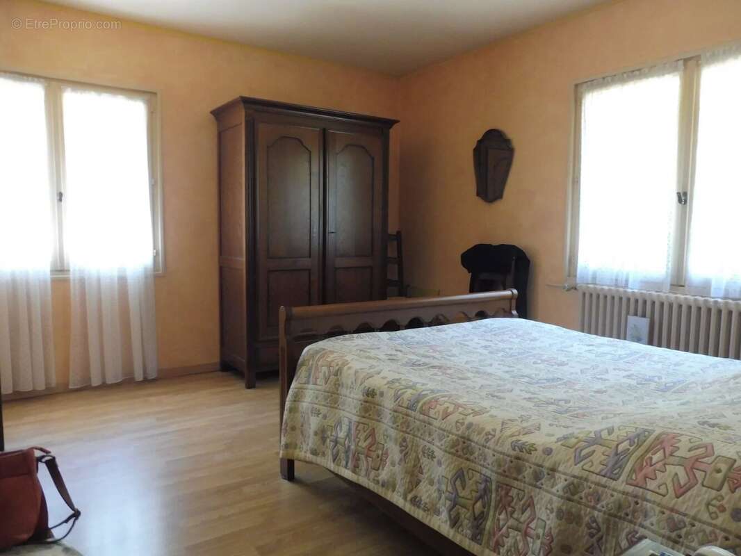 Maison 138 m² à Landrevarzec  - photo 6