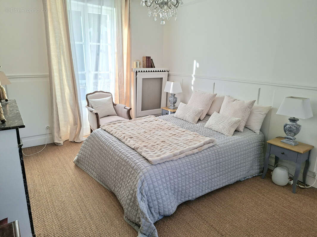 Maison de charme 5 pièces, au coeur du village et de ses  commerces - photo 5