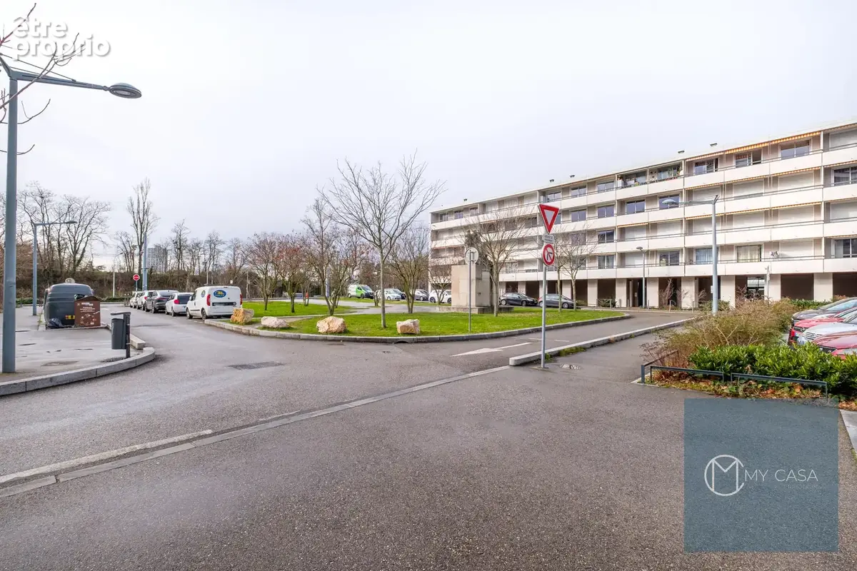 BALMONT / LYON 9 - T3 de 72 m2 Traversant & Dernier étage - 2 balcons - photo 11