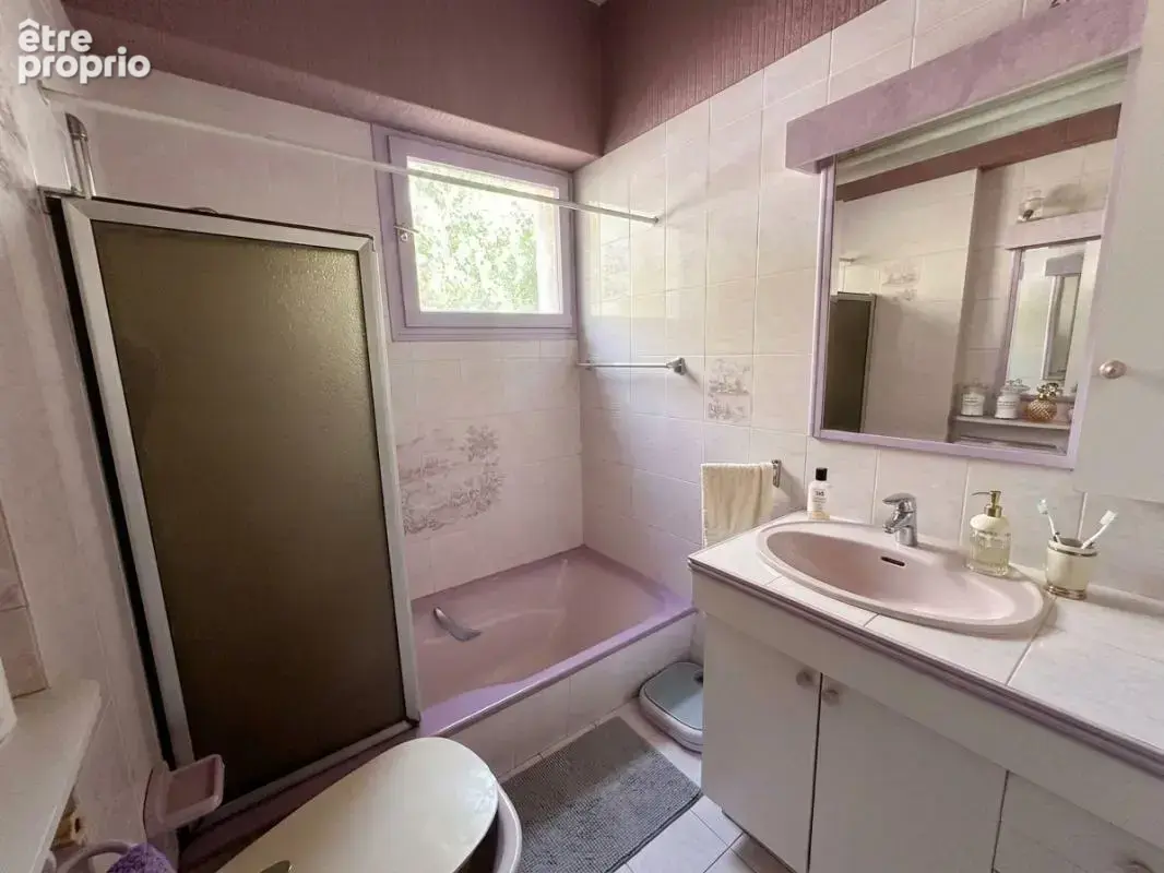 Maison T5 avec beaucoup de cachet et grande dépendance - photo 10