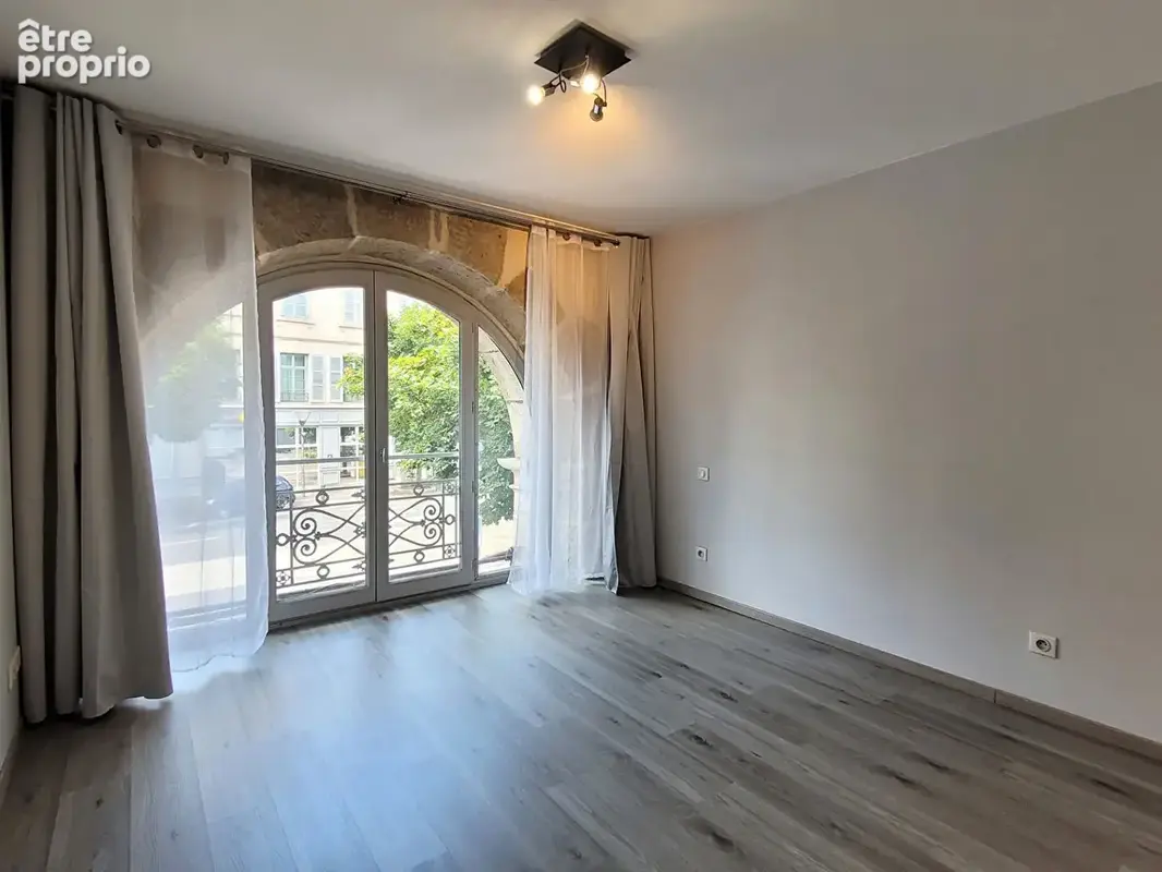 Appartement F2 de 66 m² ? Centre-ville du Puy-en-Velay ? Charme de l'ancien - photo 5