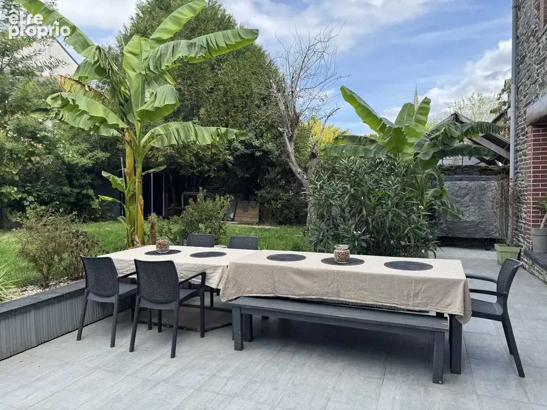 Propriété 7 pièces - photo 2