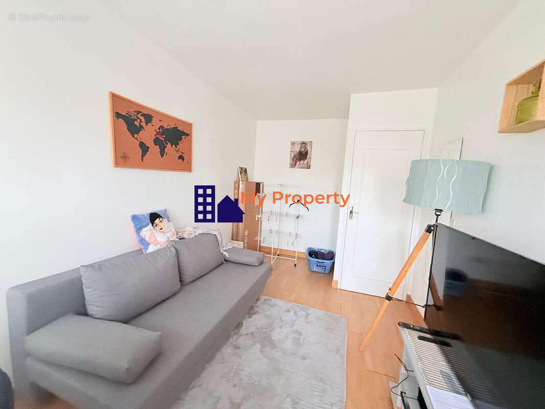 Appartement à HOUILLES