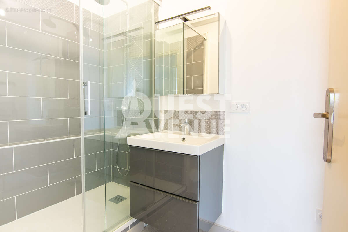 Appartement à BOIS-COLOMBES