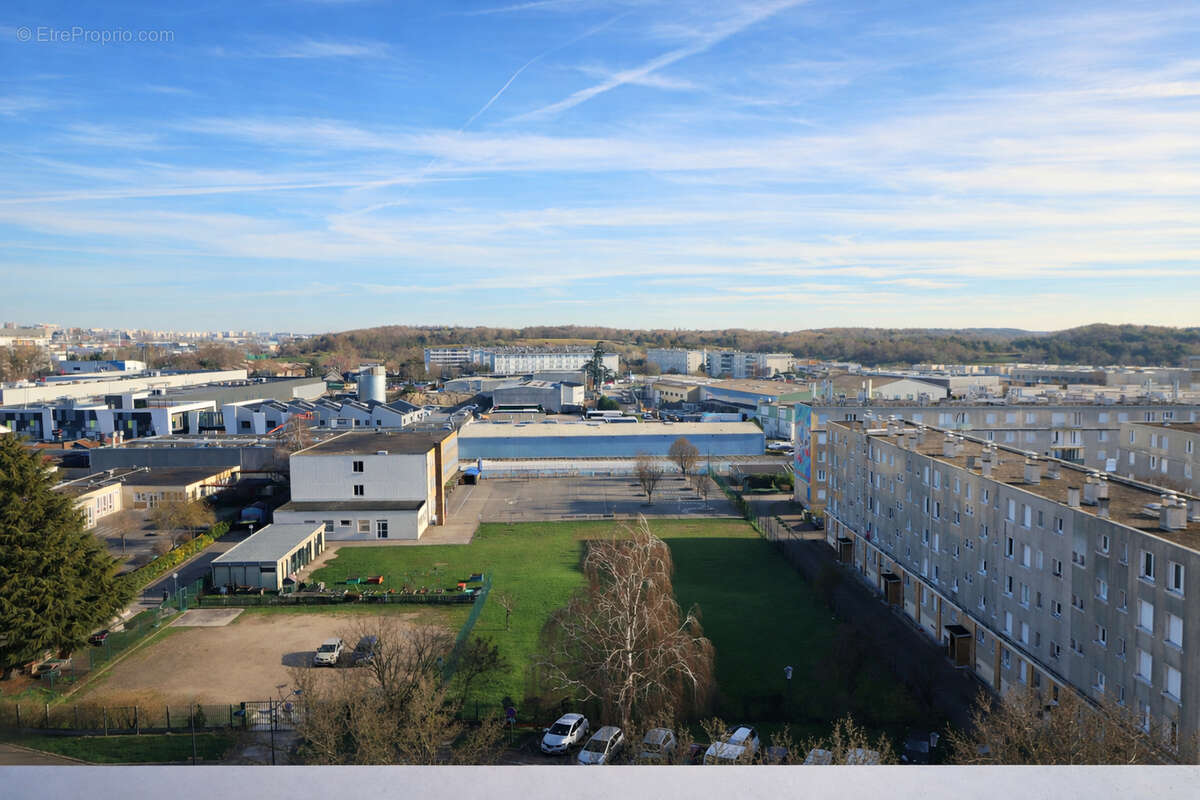 Appartement à STAINS