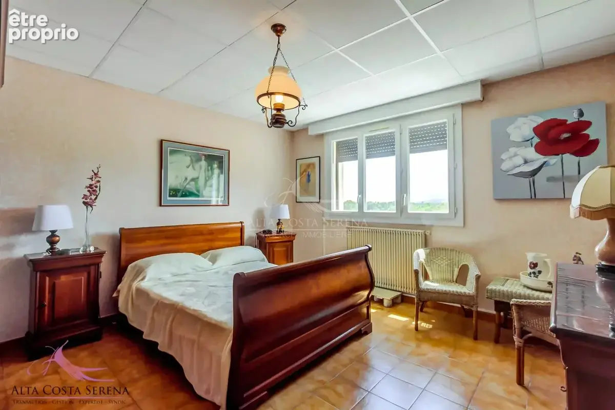 Appartement  de 117m² au dernier étage - photo 4