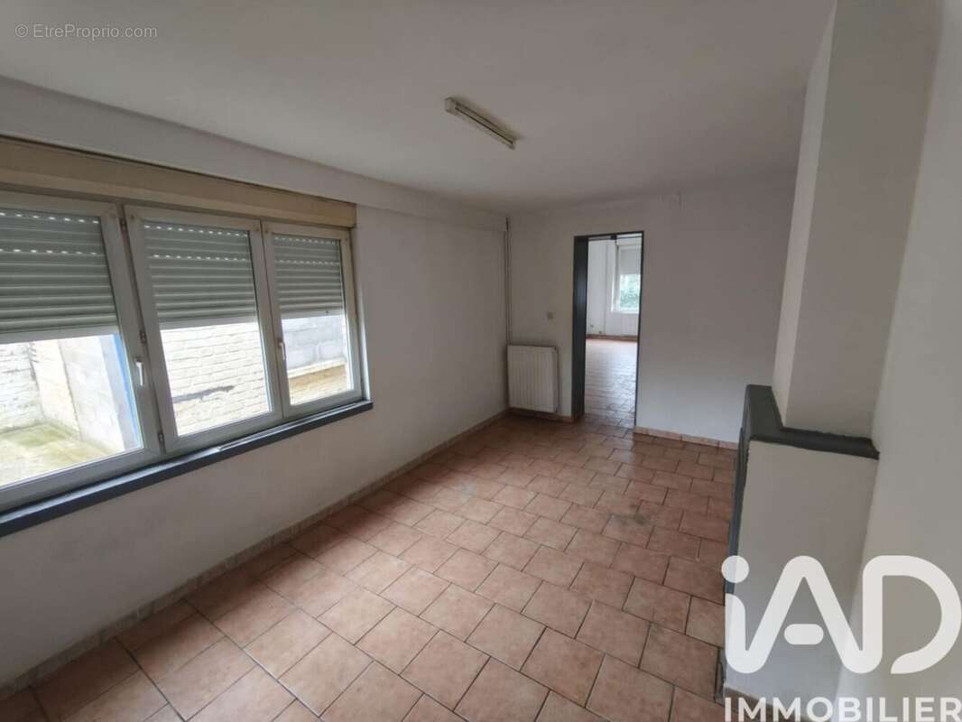 Photo 3 - Maison à CONDE-SUR-L'ESCAUT